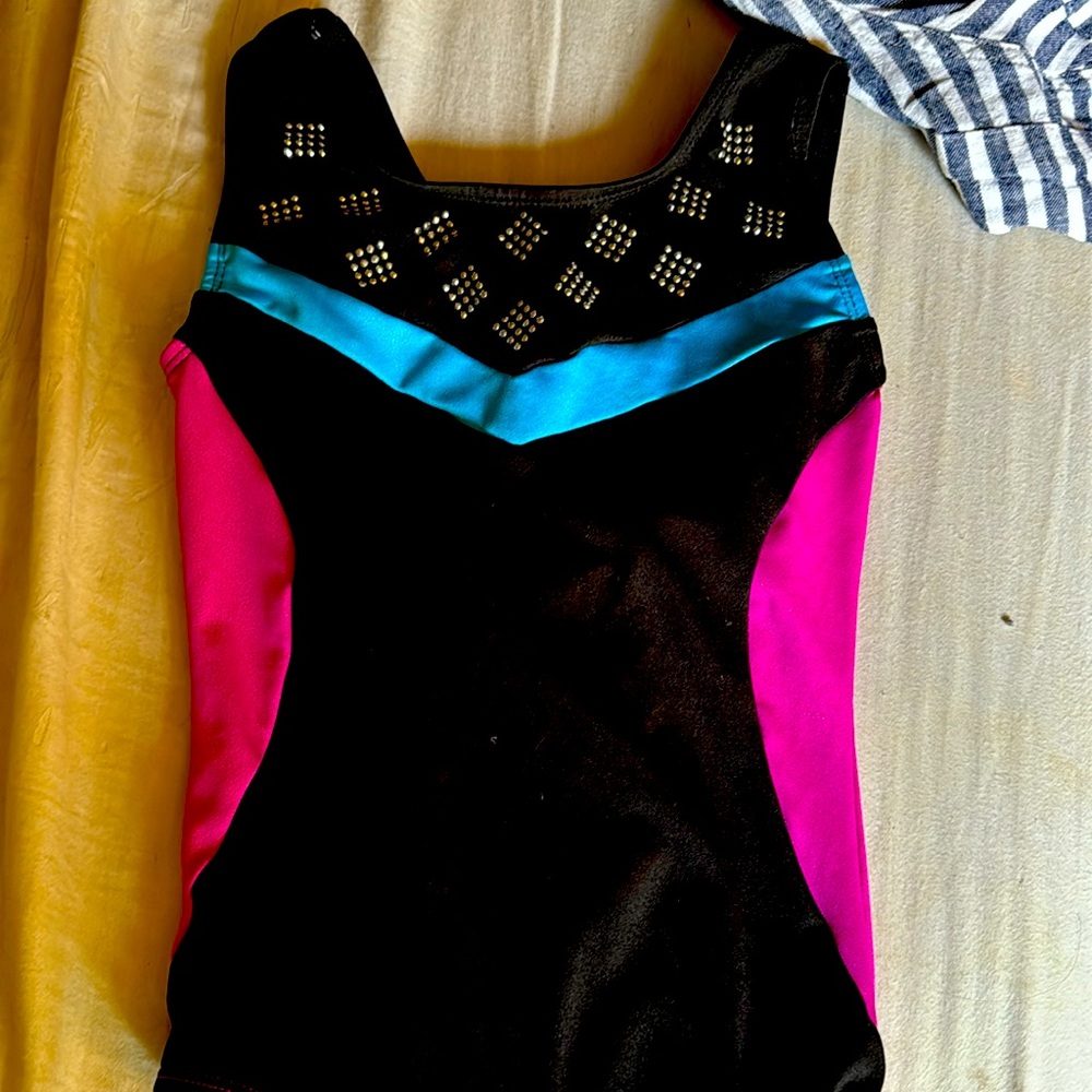 Gymnastics leotard